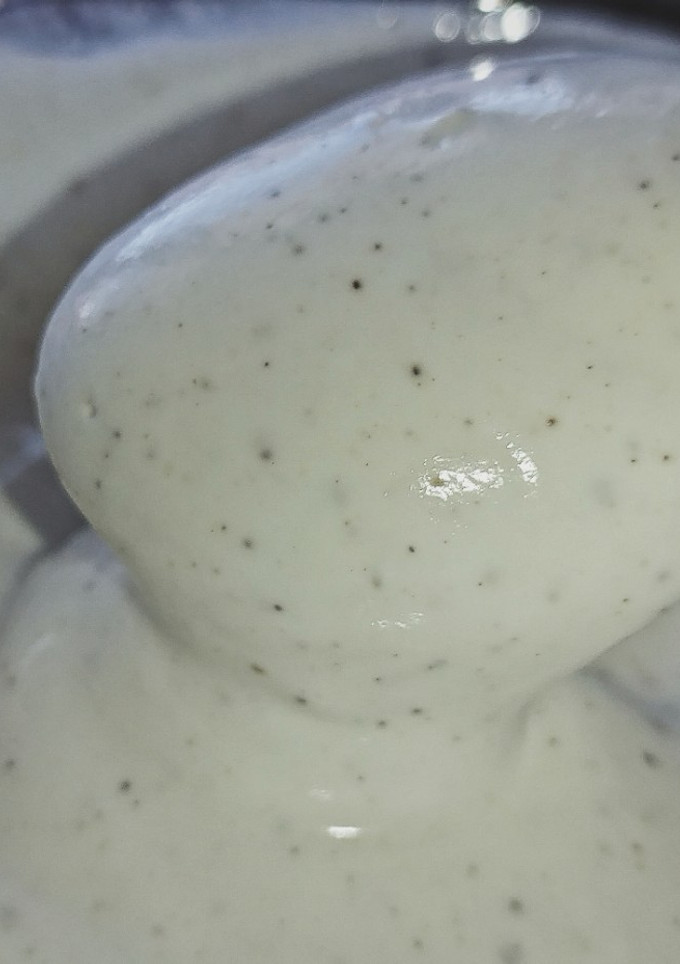 Una foto de Salsa agria de yogur
