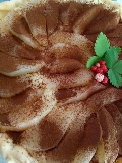 Una foto de Tarta-galleta de peras con crema de vodka
