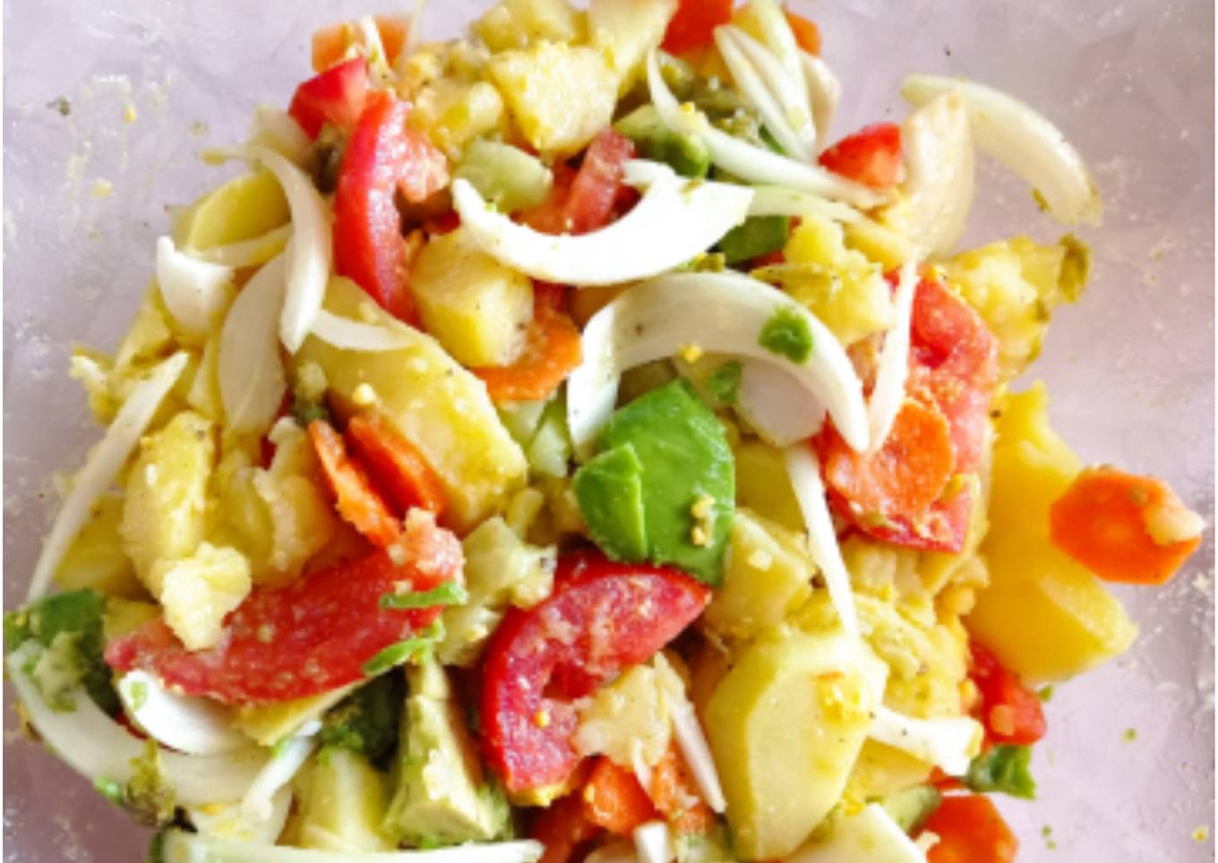 Ensalada campera con aguacate