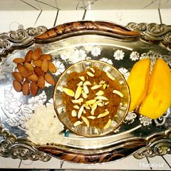 A picture of Mango Badam poha halwa.