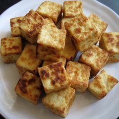 A picture of Crunchy Marinated Tofu.