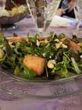 Involtini di salmone misticanza frutta secca e aceto balsamico
