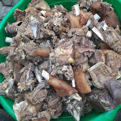 A picture of Boiled goat meat.