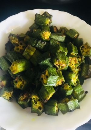A picture of Okra stir fry.