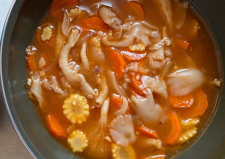 Cara Gampang Membuat Sup merah jamur tiram Anti Gagal