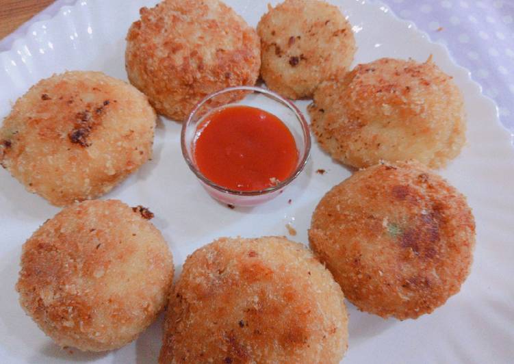 Step-by-Step Guide to Make Homemade Chicken cheese bread balls recipe