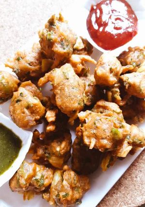 A picture of Attay kai pakoray.