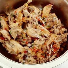 A picture of Dry kienyeji chicken.