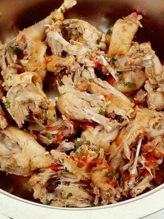 A picture of Dry kienyeji chicken.