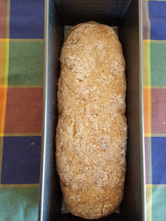 Una foto de Pan integral con semillas