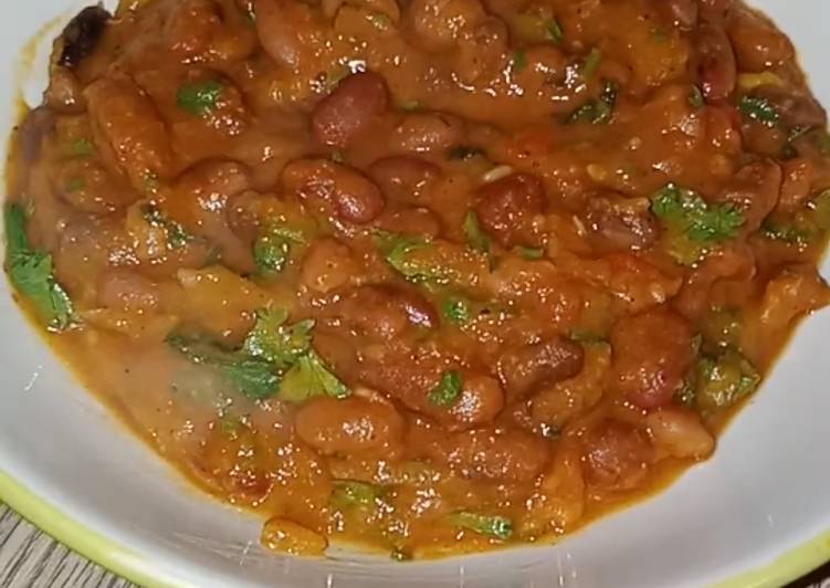 How to  Beans curry with pumpkin