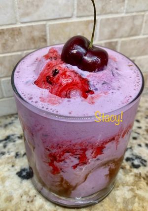 Φωτογραφία της συνταγής Chocolate Cherry Milkshake - Μιλκσέικ με σοκολάτα και κεράσια!