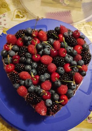 Foto di Cheesecake (fredda) al cioccolato e frutti di bosco