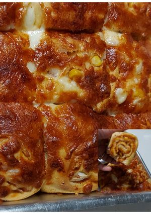 पुल अपार्ट पिज़्ज़ा रोल्स(Pull apart Pizza rolls recipe in hindi) रेसिपी मुख्य फोटो