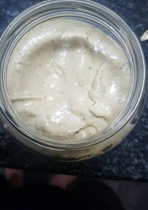 A picture of Aioli aka Mayonnaise.