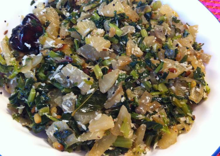 How to Make Recipe of Radish Leaves Poriyal or Mullangi Keerai Poriyal