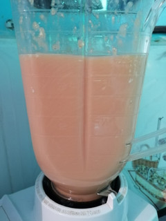 Una foto de Licuado de papaya y avena