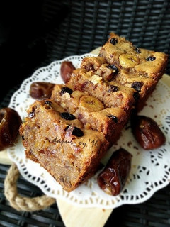 Foto resep Cake PISANG KURMA recommended
