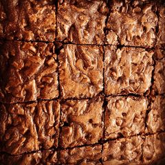 A picture of Chocolate Chip Brownies.
