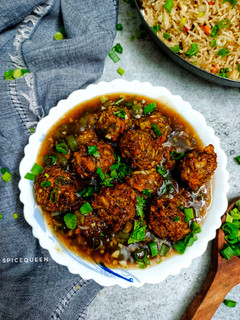 વેજ મંચુરિયન (Veg. Manchurian recipe in Gujarati) રેસીપી મુખ્ય ફોટો