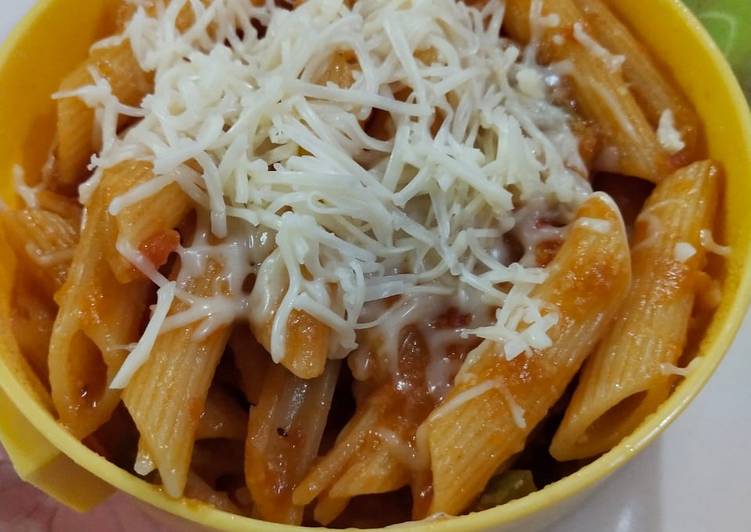 Step-by-Step Guide to Make Super Quick Homemade Italian Pink Sauce Pasta