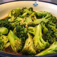 A picture of Broccoli Stir Fry with Garlic and Oyster Sauce.