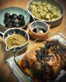 Pollo relleno con guarnición