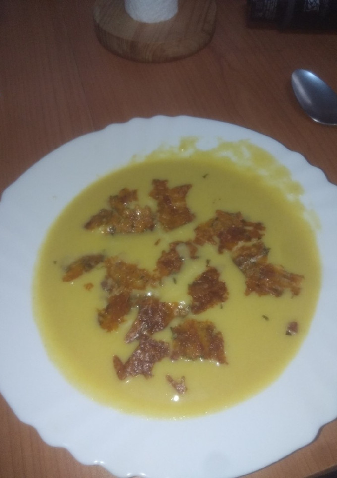 Una foto de Crema de verduras con galleta salada
