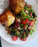 Ensalada de lechuga, fresas y uvas
