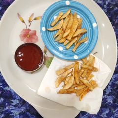 French fries A picture of French fries.