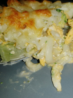 Brokkolis, tojásos rakott tészta recept fotója
