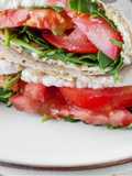 Wrap śniadaniowy z mozarellą 250 kcal / śniadanie