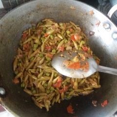 A picture of Kachnar ki sabzi.