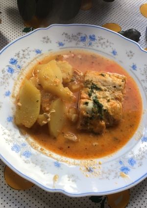 Una foto de Corvina en salsa