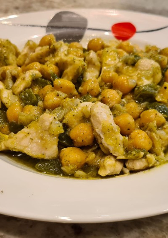 Una foto de Garbanzos al pesto