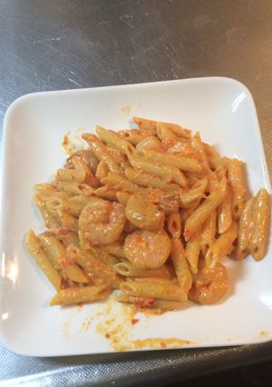 Foto di Penne ai gamberi con crema di peperoni