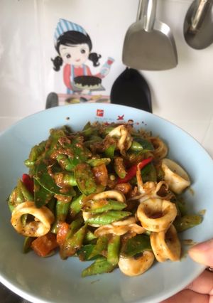 รูปของ 🦑 ผัดพริกแกงปลาหมึก 🦑🥚ไข่เค็ม