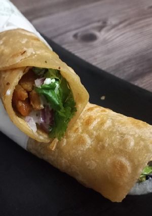 আলু ফ্রেঙ্কি (Potato Frankie recipe in bengali) রেসিপির প্রধান ছবি