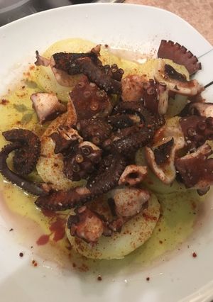 Una foto de Pulpo a la gallega