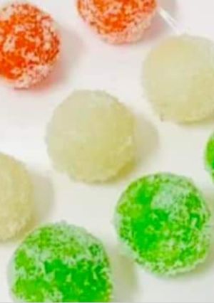 A picture of Instant Coconuts balls/ laddu.