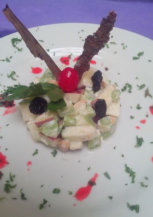 Una foto de Ensalada Waldorf Navidad