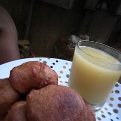 A picture of Pineapple and Ginger Juice.