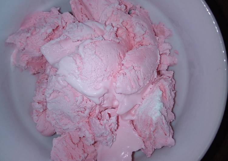 Step-by-Step Guide to Make Favorite Icecream strawberry flavoured