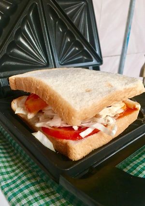 รูปของ แซนวิชผักสดอกไก่🐔🍅🥖🌮 #กินผักรักสุขภาพ 2