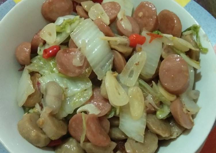 Cara Buat Tumis sawi putih baso dan sossis ala kadarnya Anti Gagal