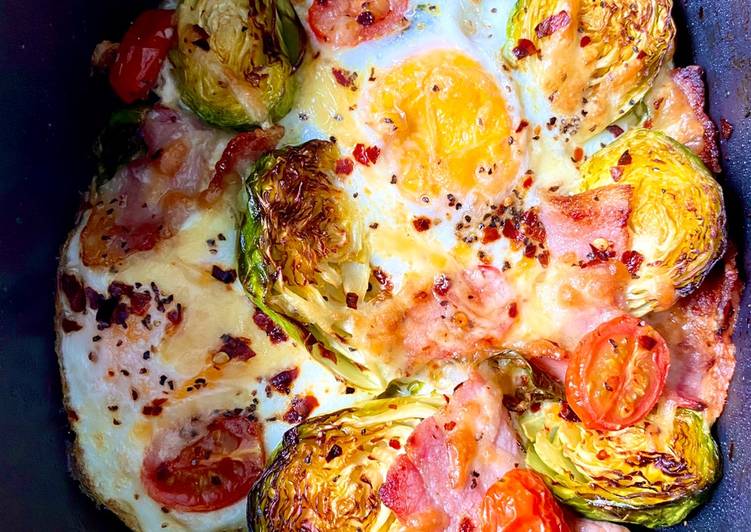 Baked egg bacon brussel breakfast