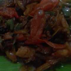 A picture of Ayam kecap.