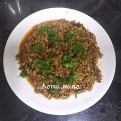 A picture of Matki fry.