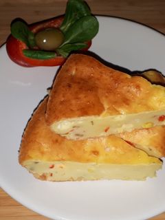 O poză a rețetei Tartă cu brânzeturi și legume.