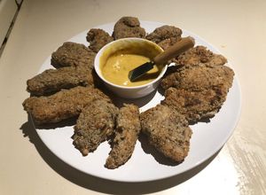 Una foto de Keto - Chicken fingers
